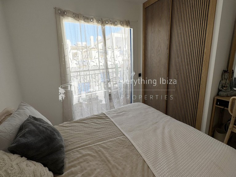Penthouse for Sale in San Antonio Abad, Ibiza 11