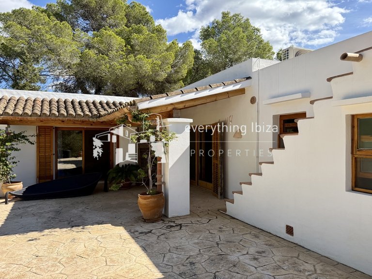 Villa for Sale in Port Des Torrent, Ibiza 16