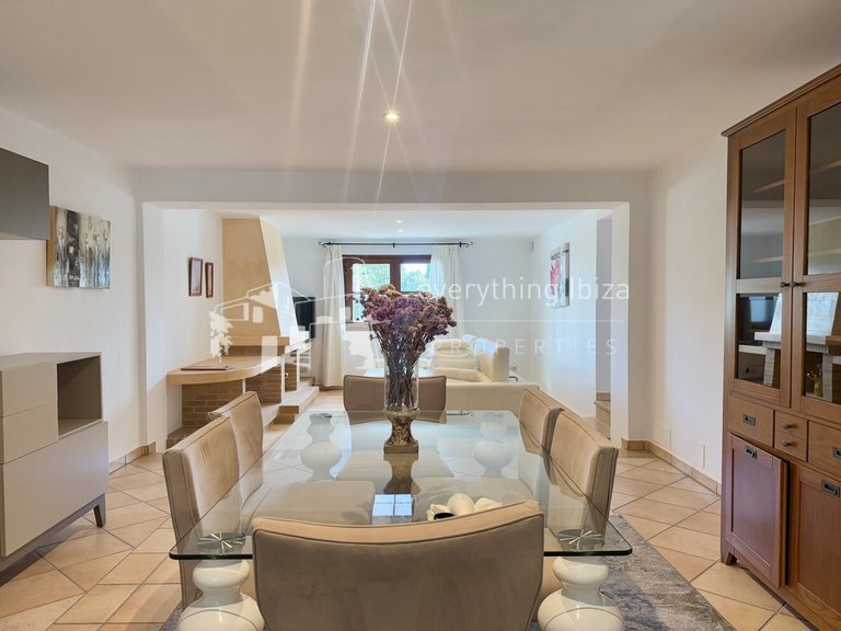 Villa for Sale in Siesta, Ibiza 10