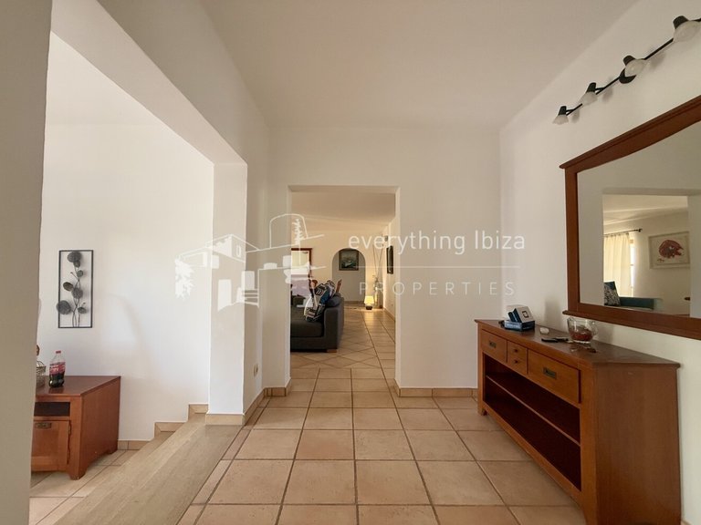 Villa for Sale in Siesta, Ibiza 17