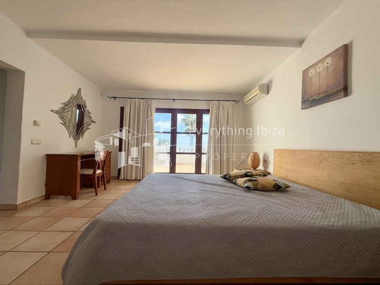 Villa for Sale in Siesta, Ibiza 22