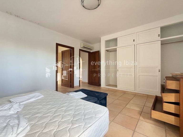 Villa for Sale in Siesta, Ibiza 29