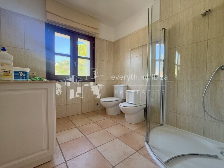 Villa for Sale in Siesta, Ibiza 37