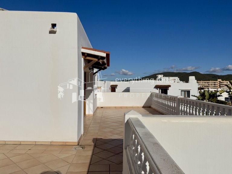 Villa for Sale in Siesta, Ibiza 38