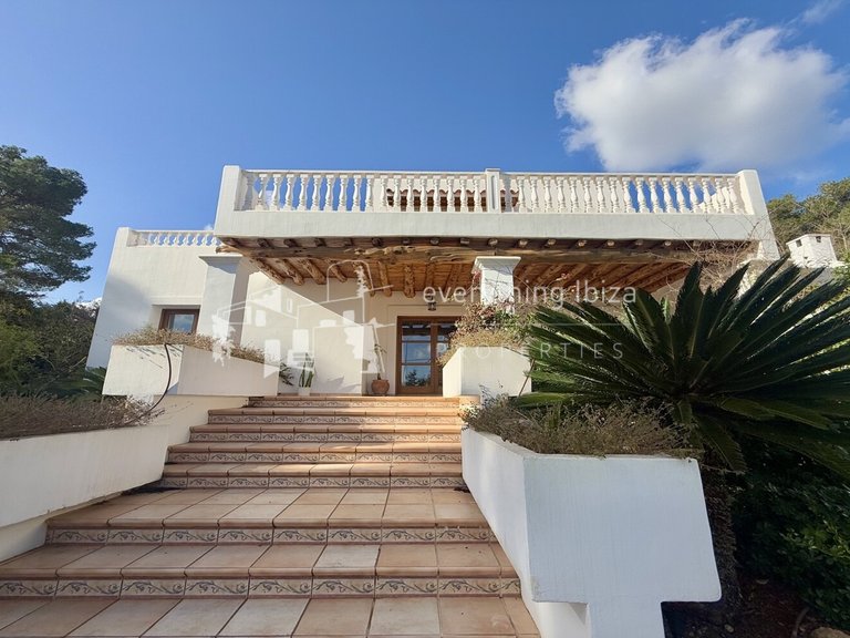 Villa for Sale in Siesta, Ibiza 8