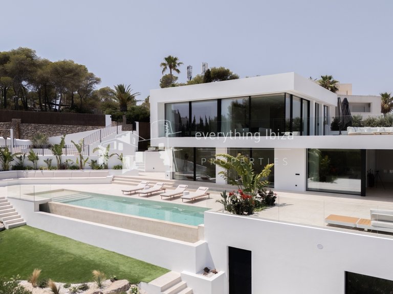 Villa for Sale in Roca Llisa, Ibiza 1
