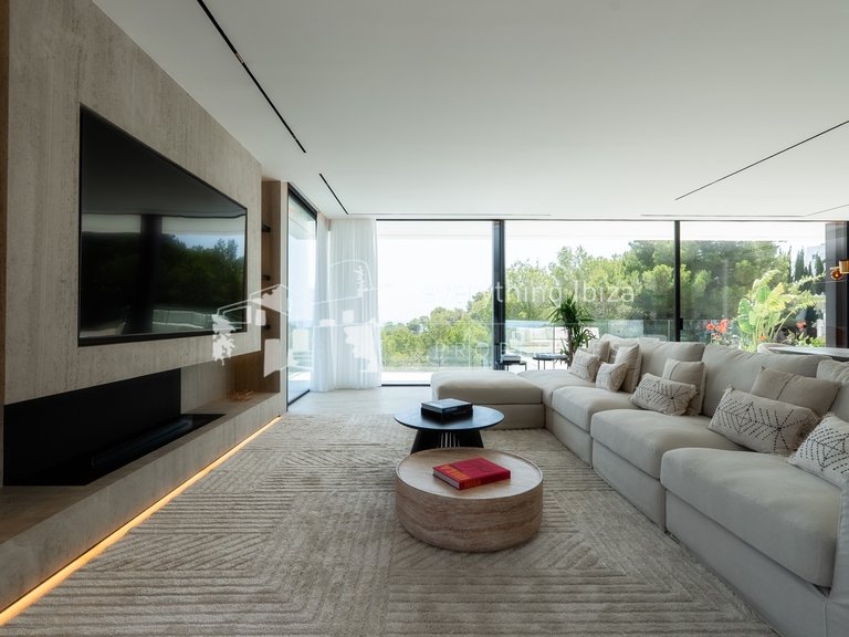 Villa for Sale in Roca Llisa, Ibiza 11
