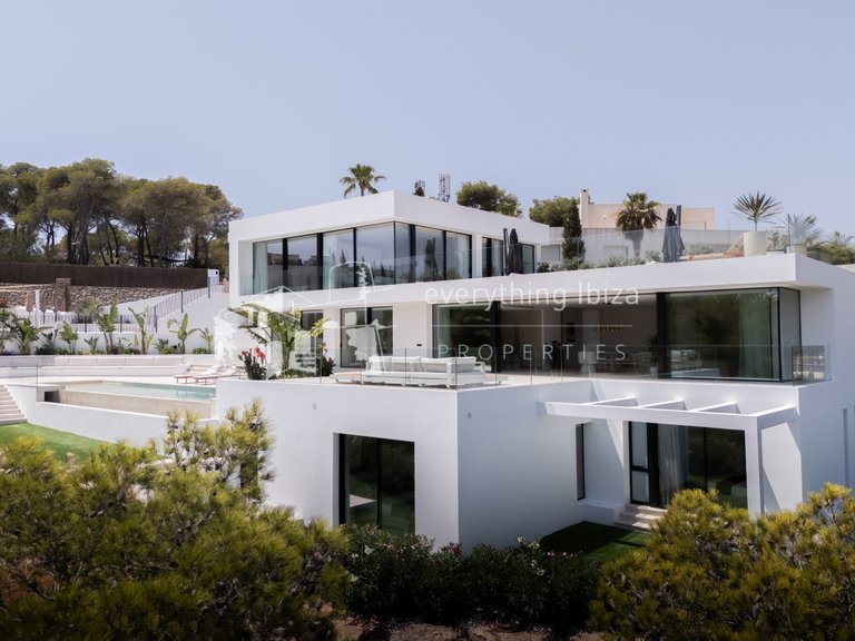 Villa for Sale in Roca Llisa, Ibiza 3