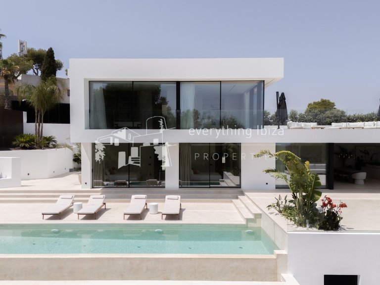 Villa for Sale in Roca Llisa, Ibiza 5