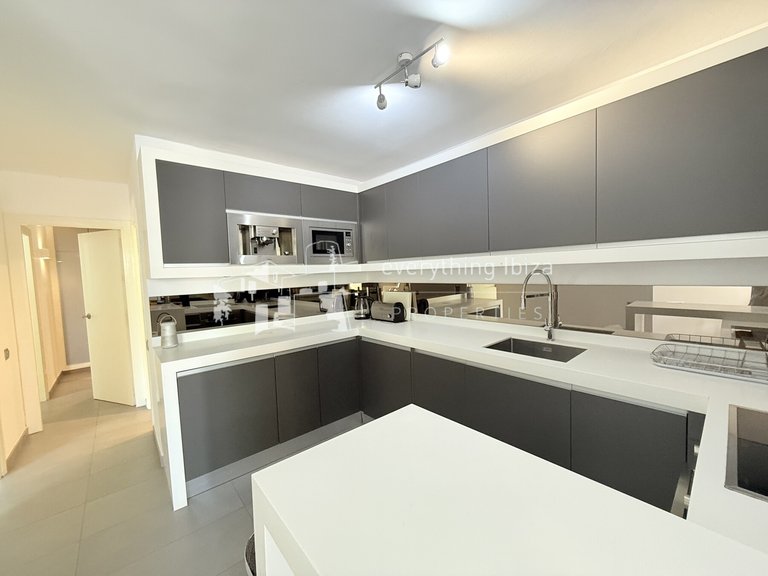 Apartment for Sale in San Agusti De Vedra, Ibiza 7