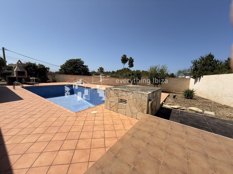 Villa for Sale in San Agusti De Vedra, Ibiza 19