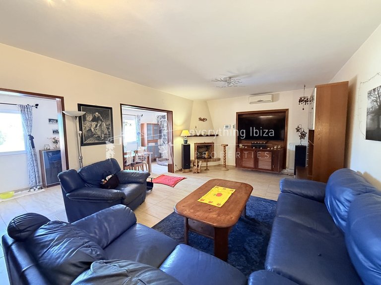 Villa for Sale in San Agusti De Vedra, Ibiza 5