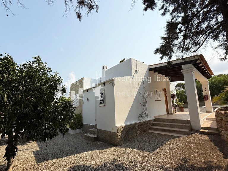 Villa for Sale in San Agusti De Vedra, Ibiza 9