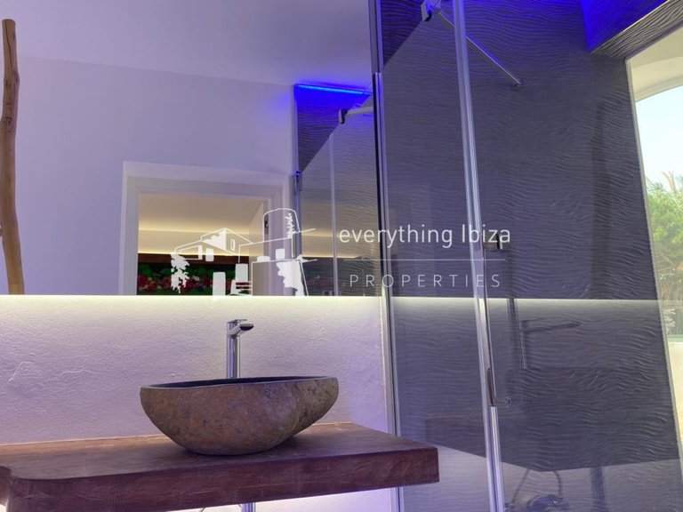 Villa for Sale in Cala Gracio, Ibiza 24