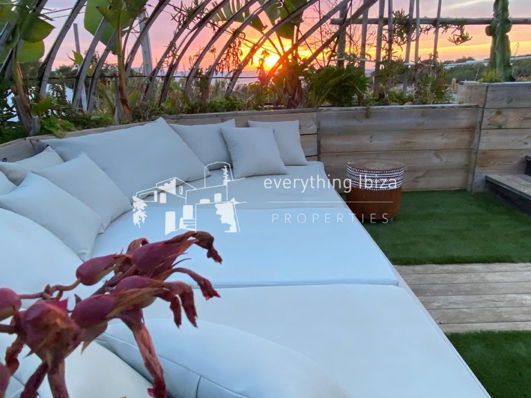 Villa for Sale in Cala Gracio, Ibiza 5