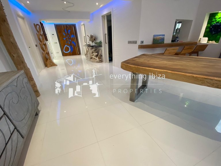 Villa for Sale in Cala Gracio, Ibiza 7