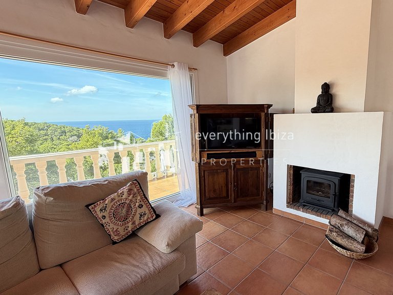 Villa for Sale in Cala Salada, Ibiza 12