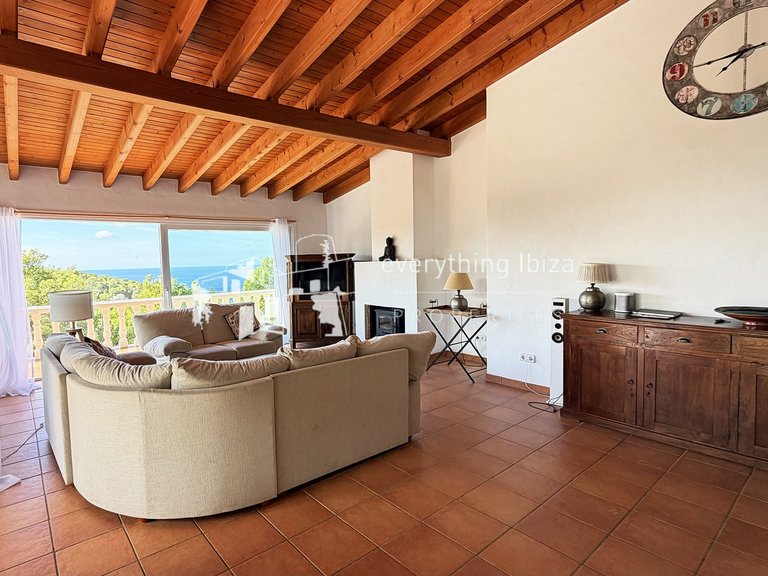 Villa for Sale in Cala Salada, Ibiza 13