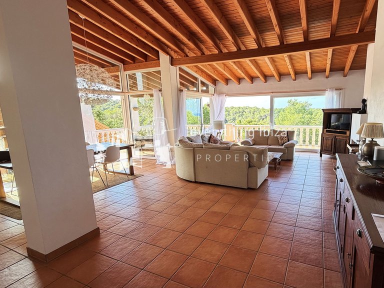 Villa for Sale in Cala Salada, Ibiza 15