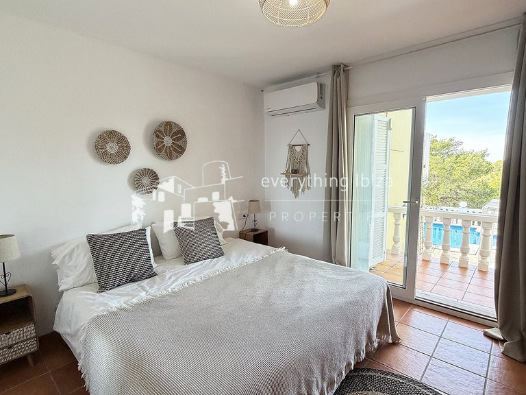 Villa for Sale in Cala Salada, Ibiza 26
