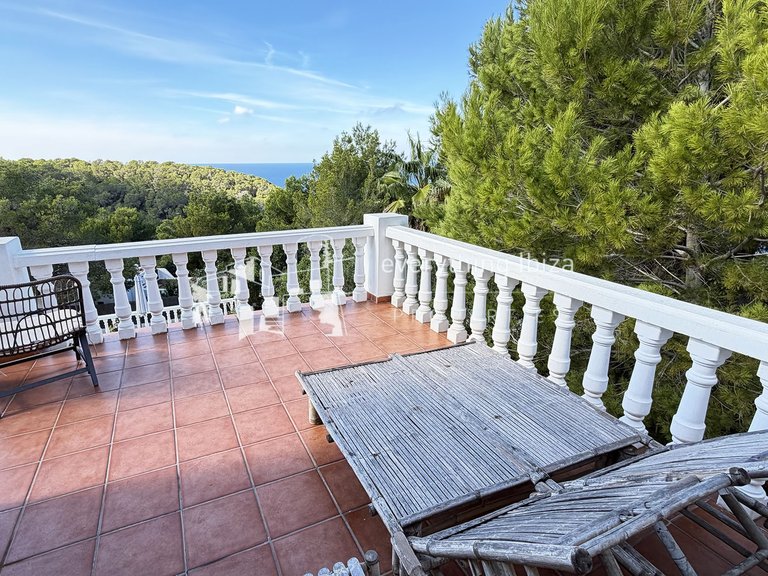 Villa for Sale in Cala Salada, Ibiza 30
