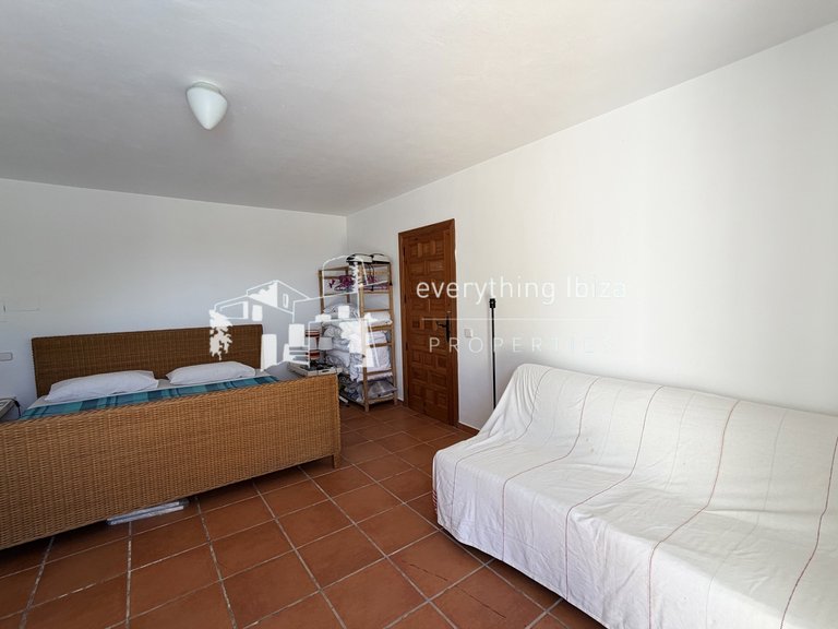 Villa for Sale in Cala Salada, Ibiza 33