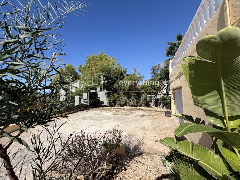 Villa for Sale in Cala Salada, Ibiza 36