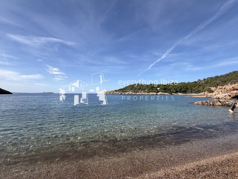 Villa for Sale in Cala Salada, Ibiza 39