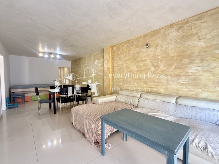 Apartment for Sale in San Antonio Abad, Ibiza 4