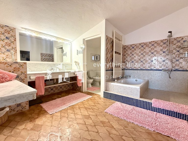 Villa for Sale in Calo D'en Real, Ibiza 38