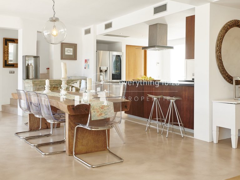 Villa for Sale in Siesta, Ibiza 11