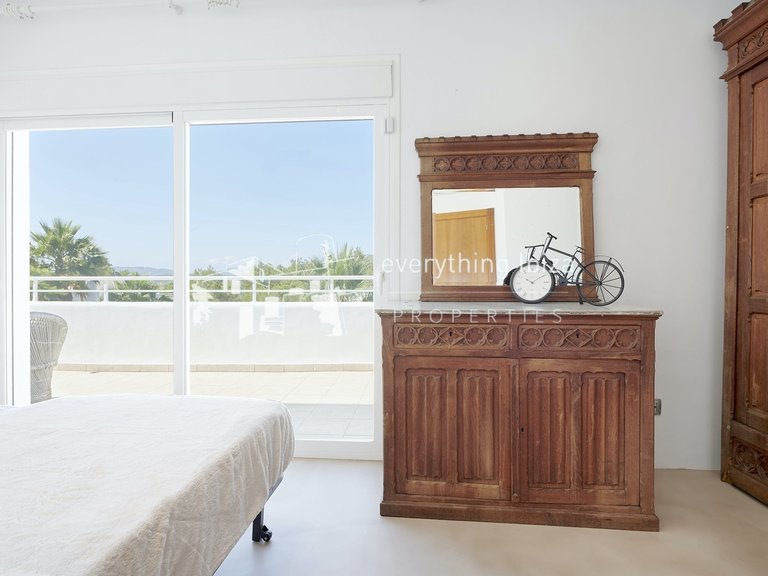 Villa for Sale in Siesta, Ibiza 19
