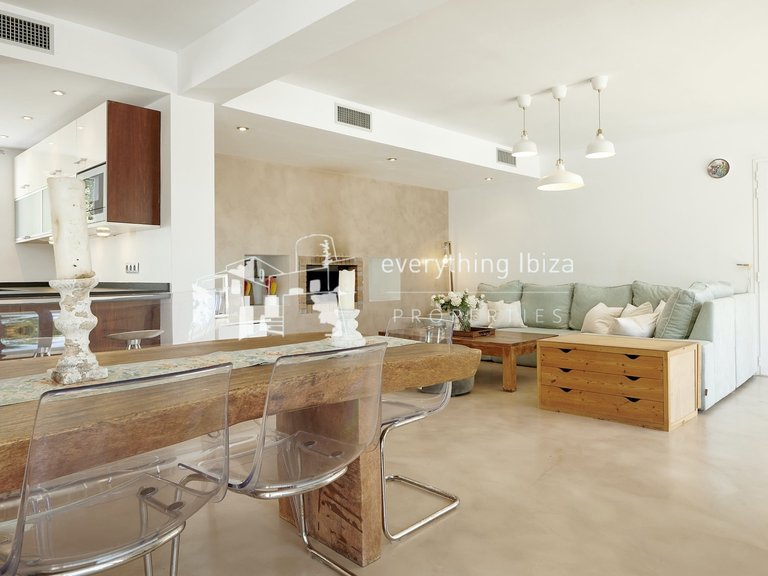 Villa for Sale in Siesta, Ibiza 6