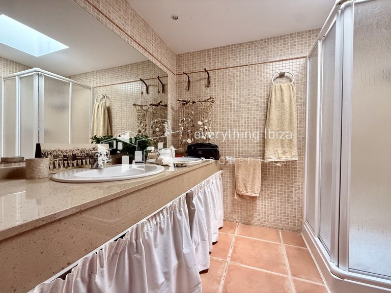 Town House for Sale in Cala Tarida, Ibiza 27