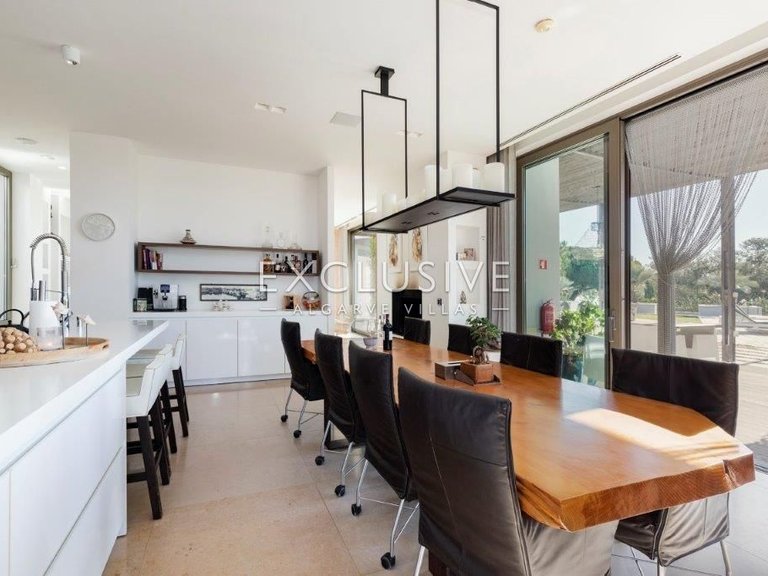 Villa for Sale in Porches, Algarve 20