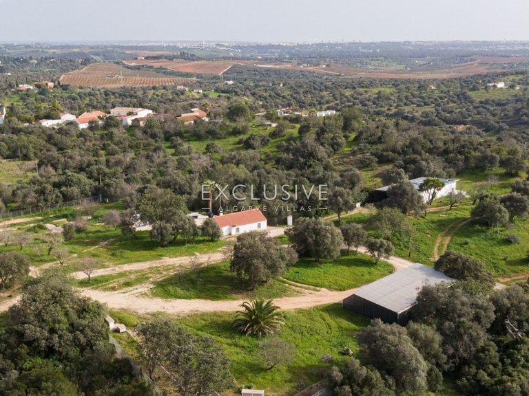 Villa for Sale in PortimÃo, Algarve 1