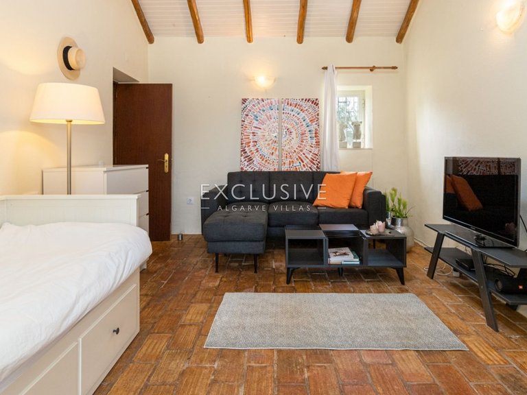 Villa for Sale in PortimÃo, Algarve 9