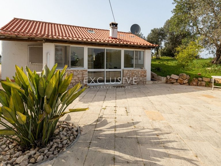 Villa for Sale in PortimÃo, Algarve 5