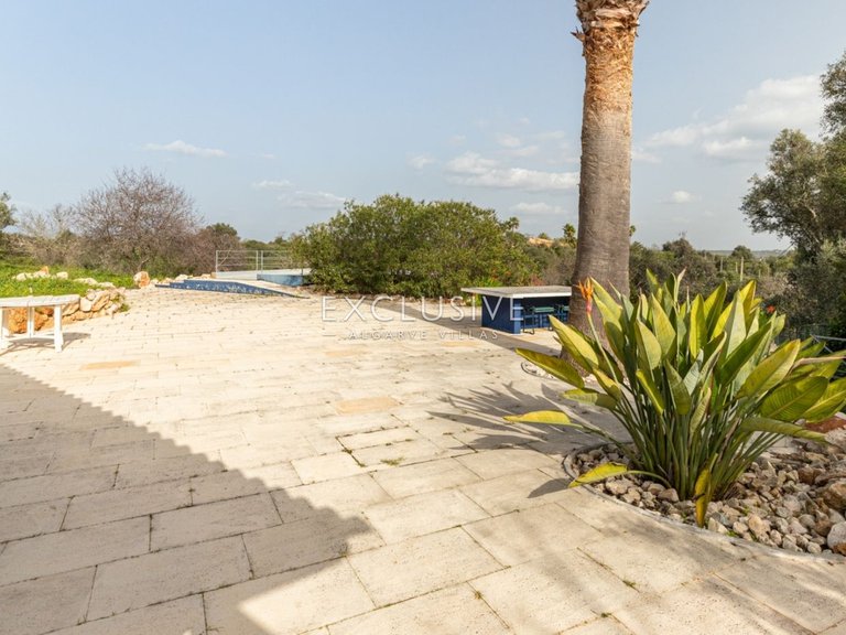 Villa for Sale in PortimÃo, Algarve 16