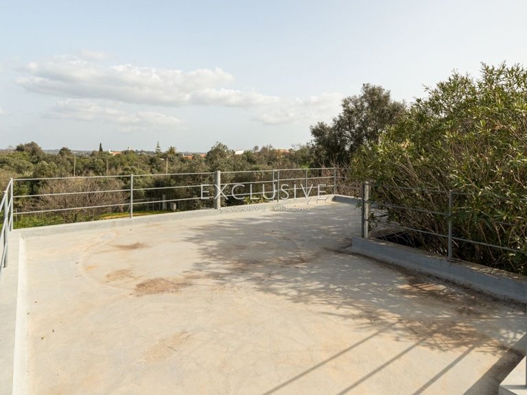 Villa for Sale in PortimÃo, Algarve 17