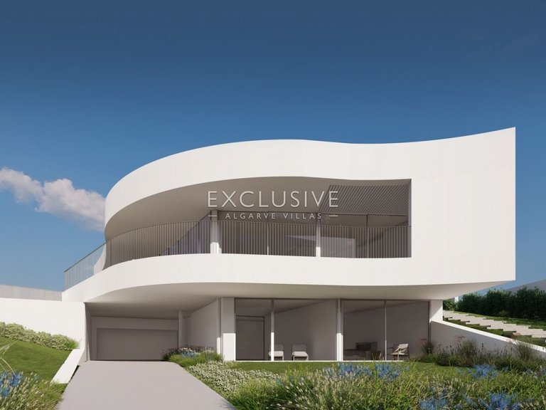 Villa for Sale in Praia Da Luz, Algarve 19