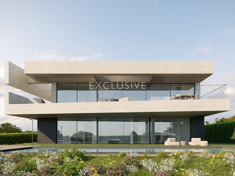 Villa for Sale in Praia Da Luz, Algarve 16