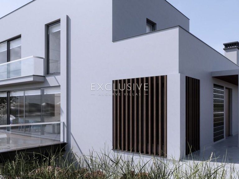 Villa for Sale in Praia Da Luz, Algarve 20