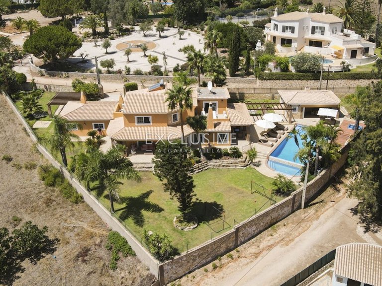 Villa for Sale in Carvoeiro, Algarve 30