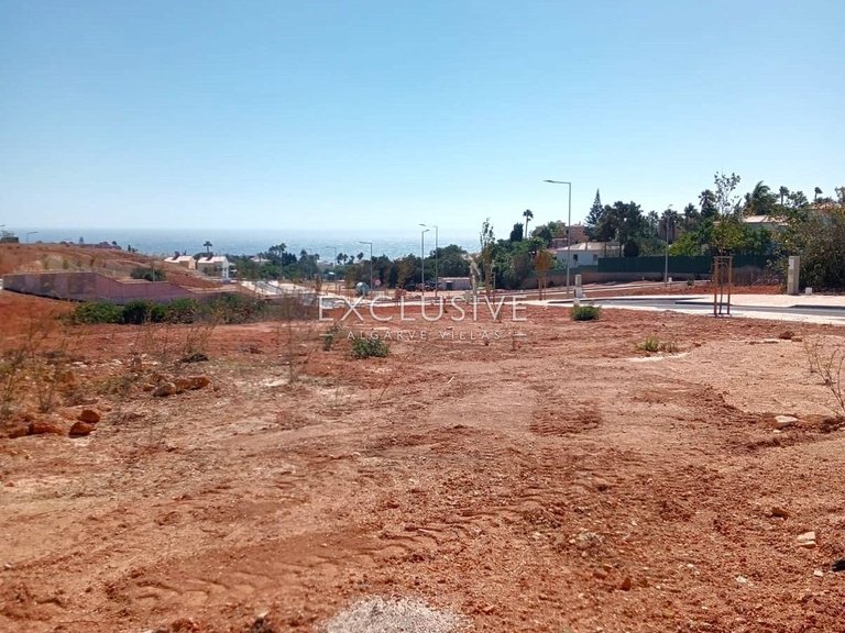 Plot for Sale in Praia Da Luz, Algarve 7