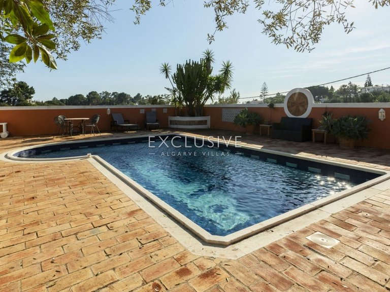Villa for Sale in Carvoeiro, Algarve 3