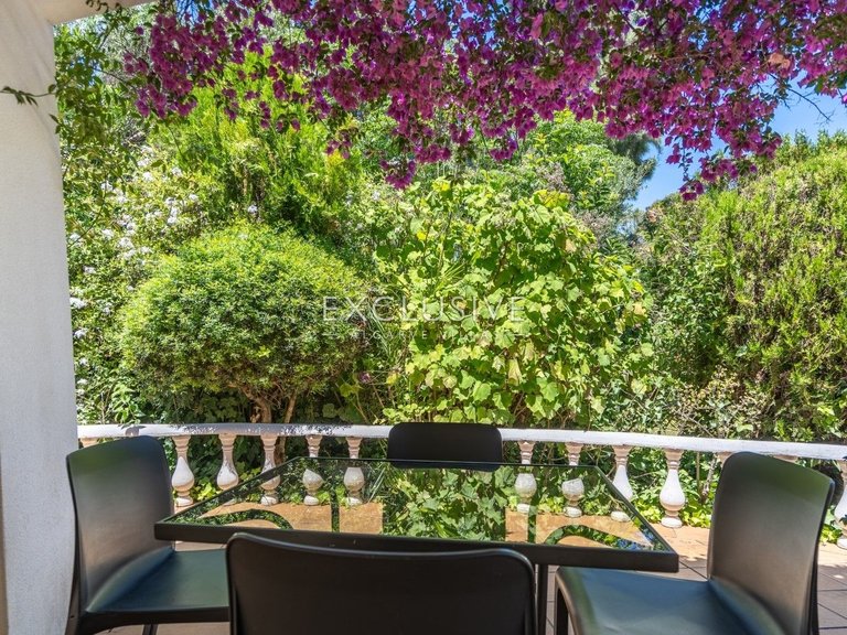 Villa for Sale in Alvor, Algarve 10