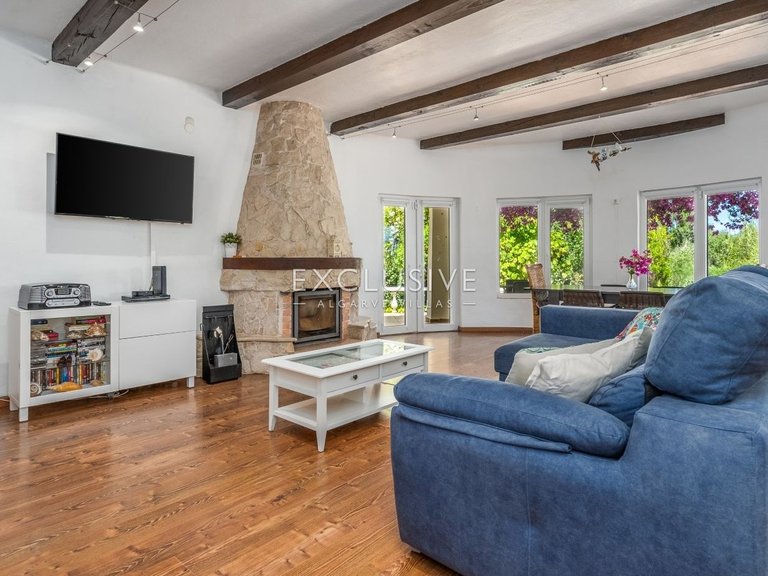 Villa for Sale in Alvor, Algarve 5