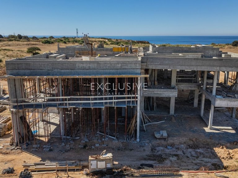 Villa for Sale in Lagos, Algarve 28