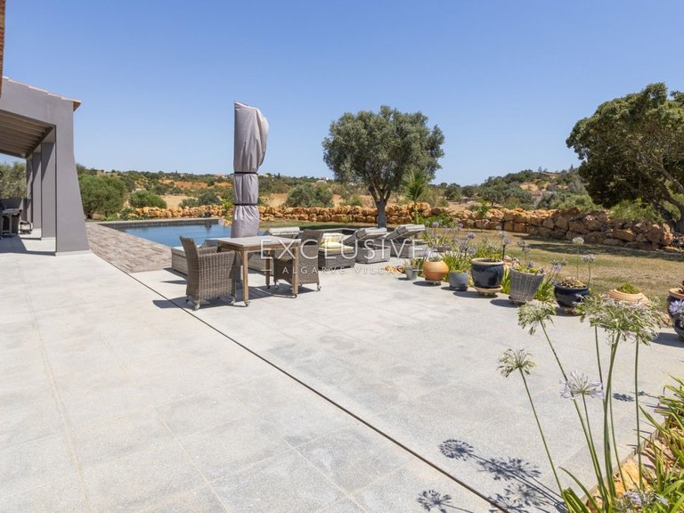 Villa for Sale in Carvoeiro, Algarve 29